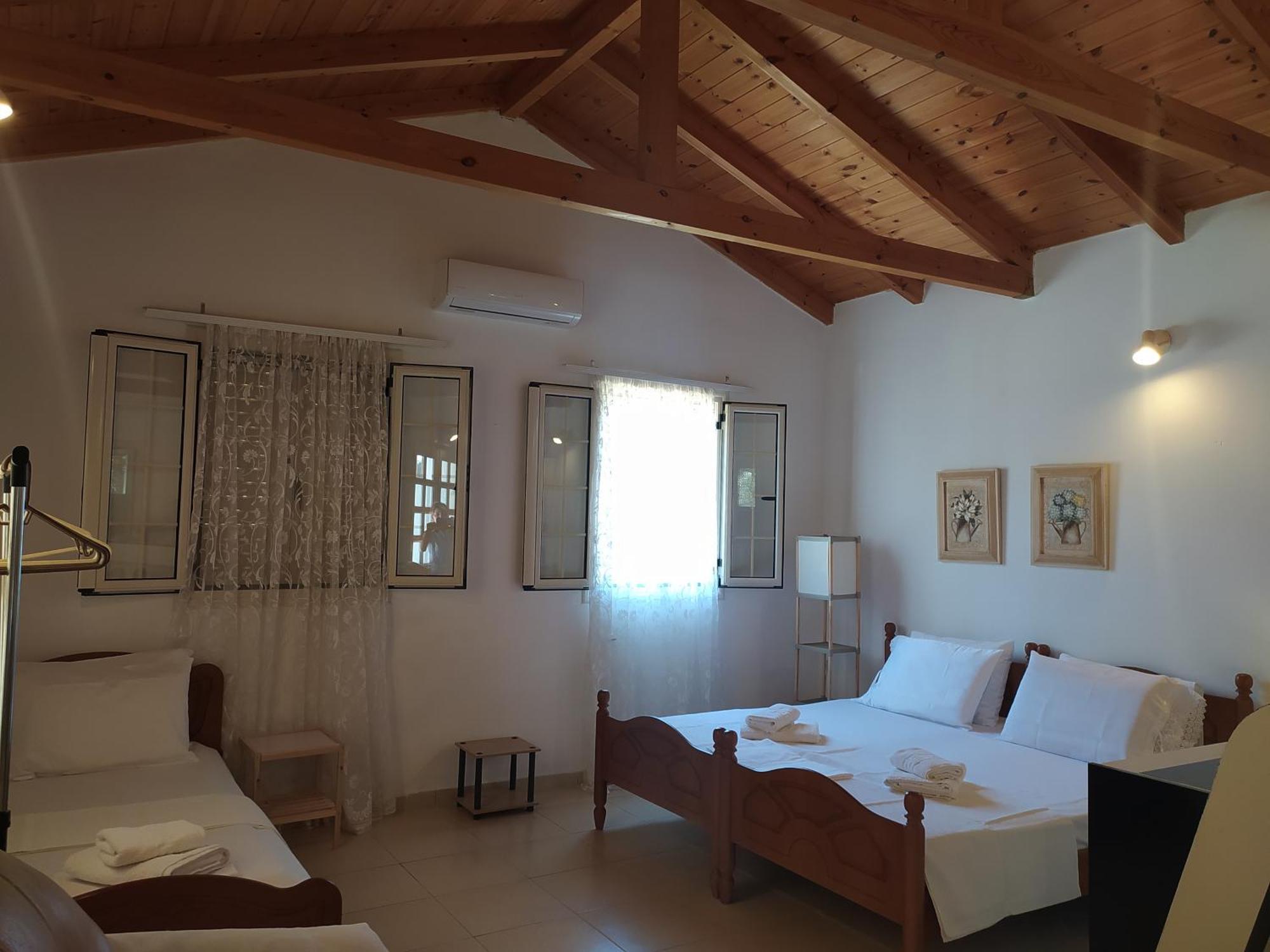 Retzos Rooms Χειμάρρα Εξωτερικό φωτογραφία