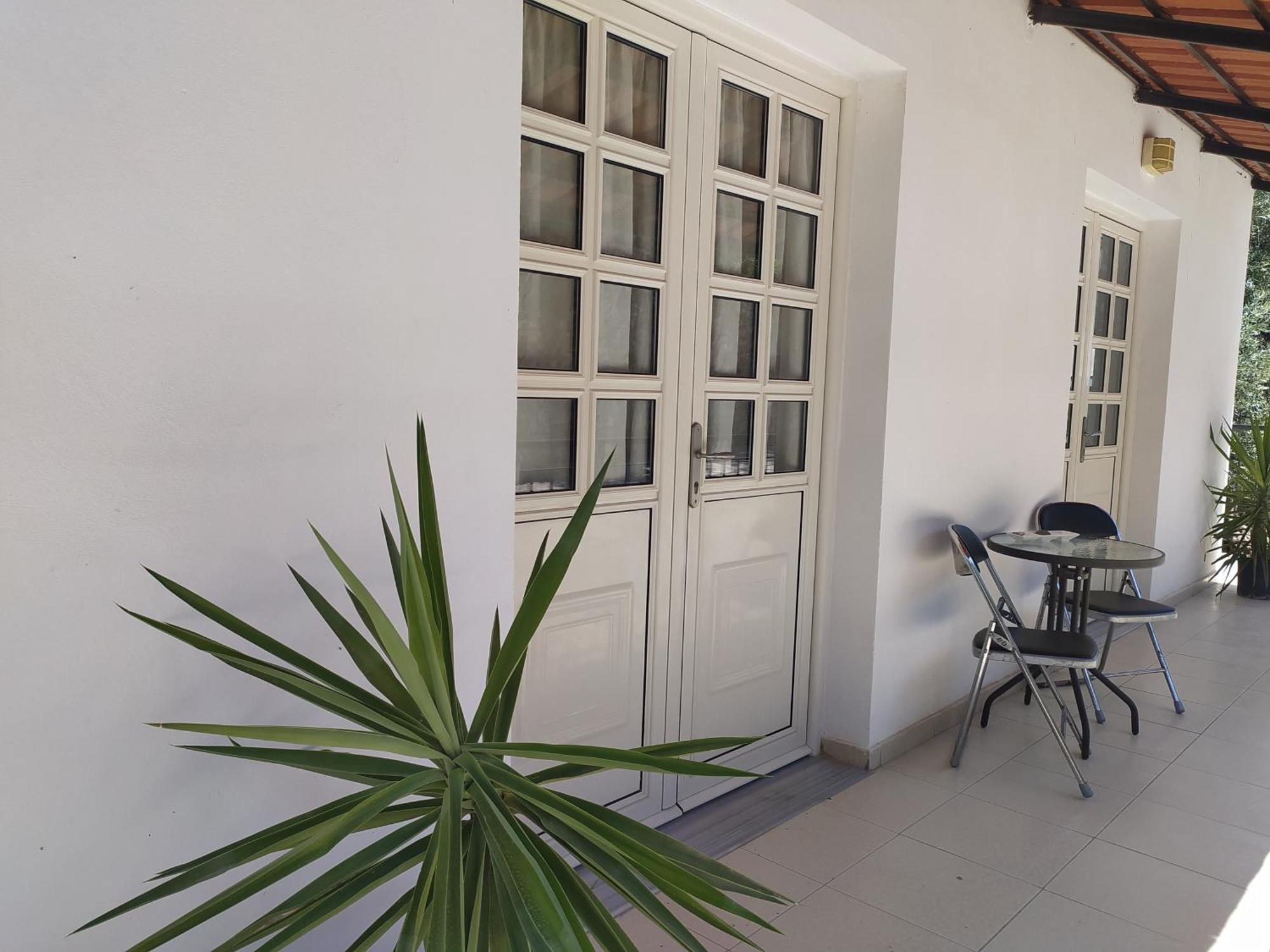 Retzos Rooms Χειμάρρα Εξωτερικό φωτογραφία